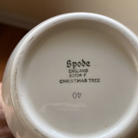 Spode Christmas Bud Vase - Picture 6 of 8